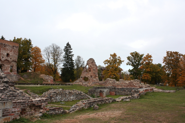 Viljandi lossimäed sügisel