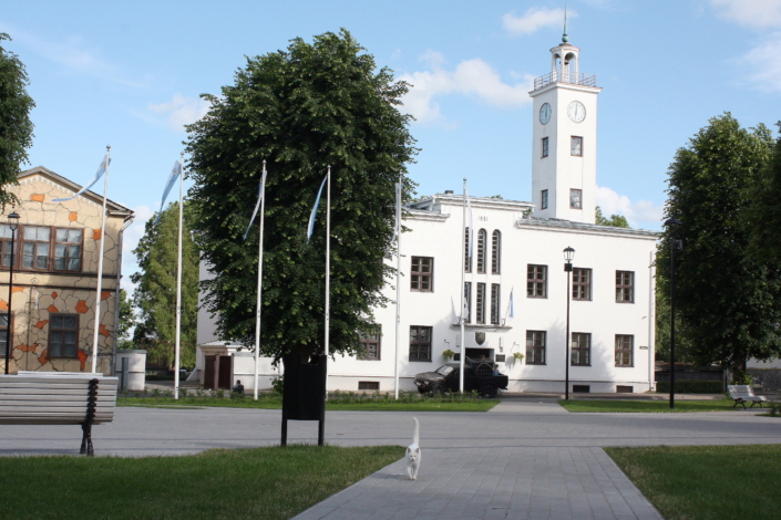 Viljandi raekoda, kus töötab linnavalitsus