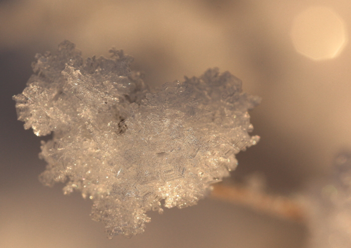 Jääkristallidest südame kuju